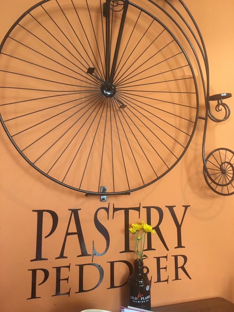 Pastry Peddler Logo