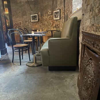 Bar Vauté - Not a fan of the new sofas they put in. - Cocktail Bars Near Me - Charleston, South Carolina