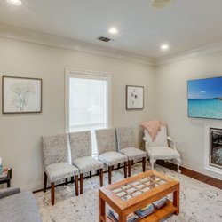 Stephen Tomaszewski, DDS - Camellia City Family Dentistry - Camelia City Family Dentistry Lobby
