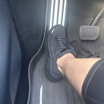 Island Feet - Hoka supportive tennis shoes - Shoe Stores Near Me - Kahului, Hawaii
