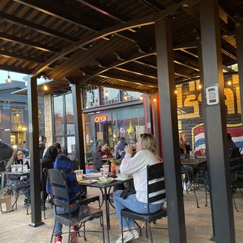 Mom's Siam - Patio vibez - Thai Near Me - Richmond, Virginia Mom's Siam - Patio vibez - Thai Near Me - Richmond, Virginia