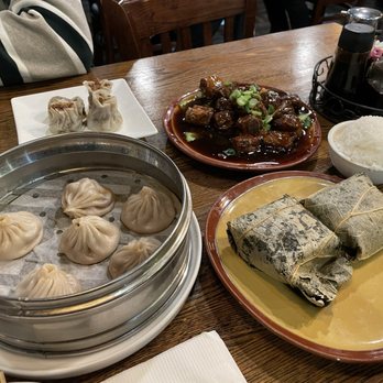 Tom's Dim Sum - HK Style Shumai (4) Shanghai Style Ribs Steamed Pork Soup Dumplings (6) Sticky Rice in Lotus Leaf (2) - Dim Sum Near Me - Philadelphia, Pennsylvania Tom's Dim Sum - HK Style Shumai (4) Shanghai Style Ribs Steamed Pork Soup Dumplings (6) Sticky Rice in Lotus Leaf (2) - Dim Sum Near Me - Philadelphia, Pennsylvania
