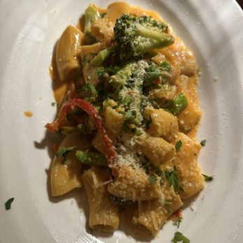 Vesuvio - Pizza Near Me - Carmel-by-the-Sea, California