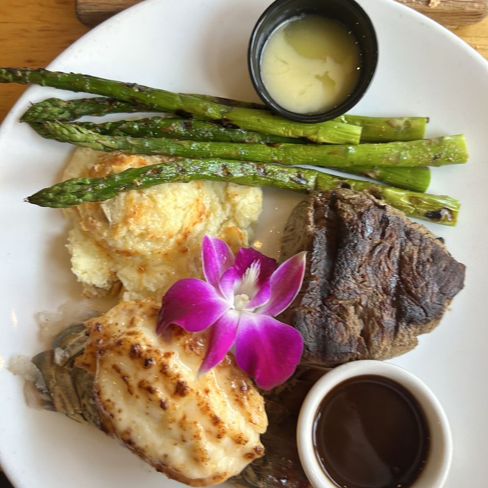 Market Broiler - Orange - Filet and lobster - New American Near Me - Orange, California Market Broiler - Orange - Filet and lobster - New American Near Me - Orange, California