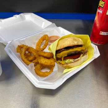 Mobil - Alpine - Double bacon cheese burger combo - Gas Stations Near Me - Alpine, Utah