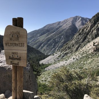 Big Pine Lakes - Hiking Near Me