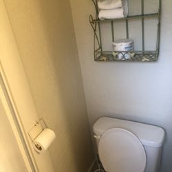 River Rock Inn - Bathroom