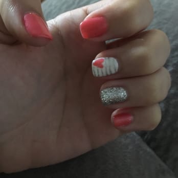 Benitoite Nails & Spa - Kimmy did a great job Iam very happy with the end results :) - Nail Salons Near Me - Tigard, Oregon