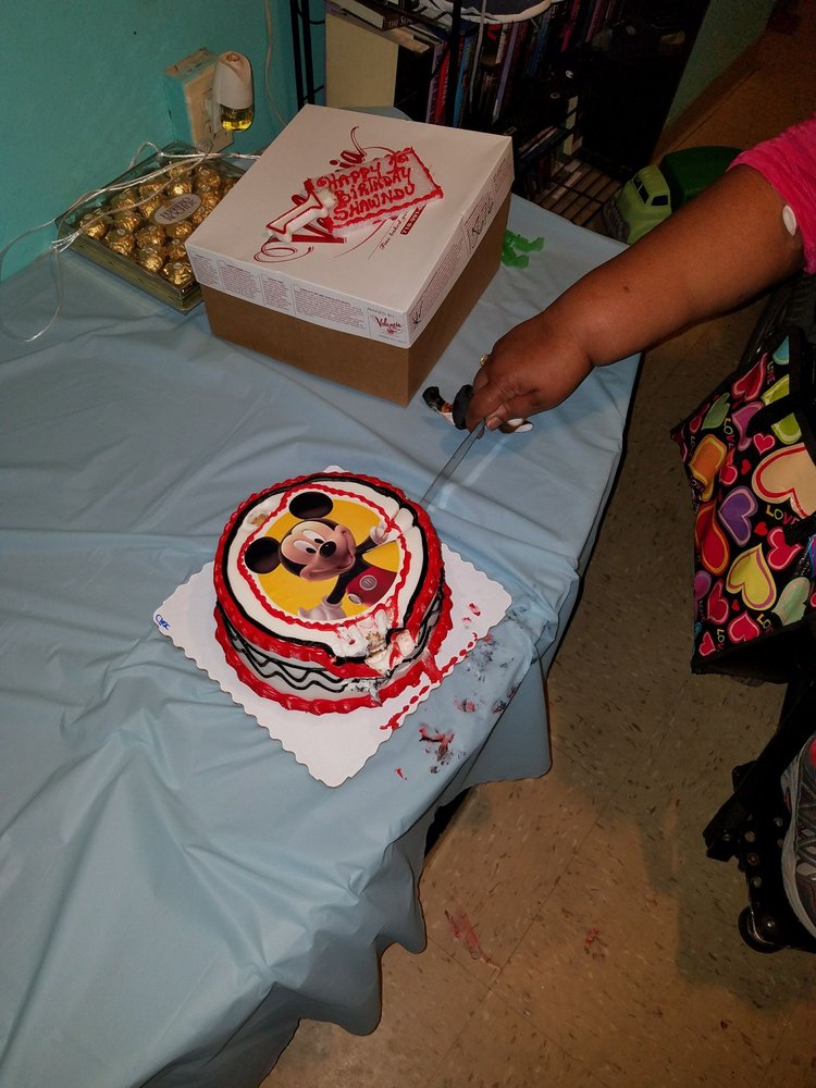 VALENCIA BAKERY 32 Photos & 34 Reviews Bakeries 159 E 103rd St