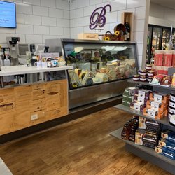 Bouschet - Great sandwich!!! It's nice to have a place to get lunch and shop for wine and gifts. Helpful staff !! great music. :)