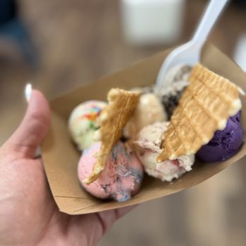 Andia's Ice Cream - Desserts Near Me - Cary, North Carolina Andia's Ice Cream - Desserts Near Me - Cary, North Carolina