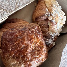 Almond Croissant