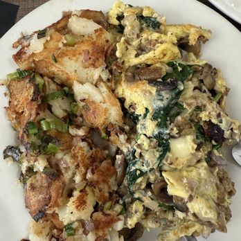 Good Day Cafe - Breakfast & Brunch Near Me - Vallejo, California