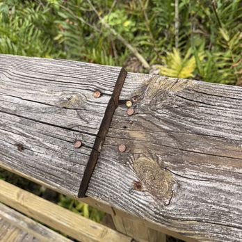 Everglades Safari Park - Old, worn out - Amusement Parks Near Me - Miami, Florida