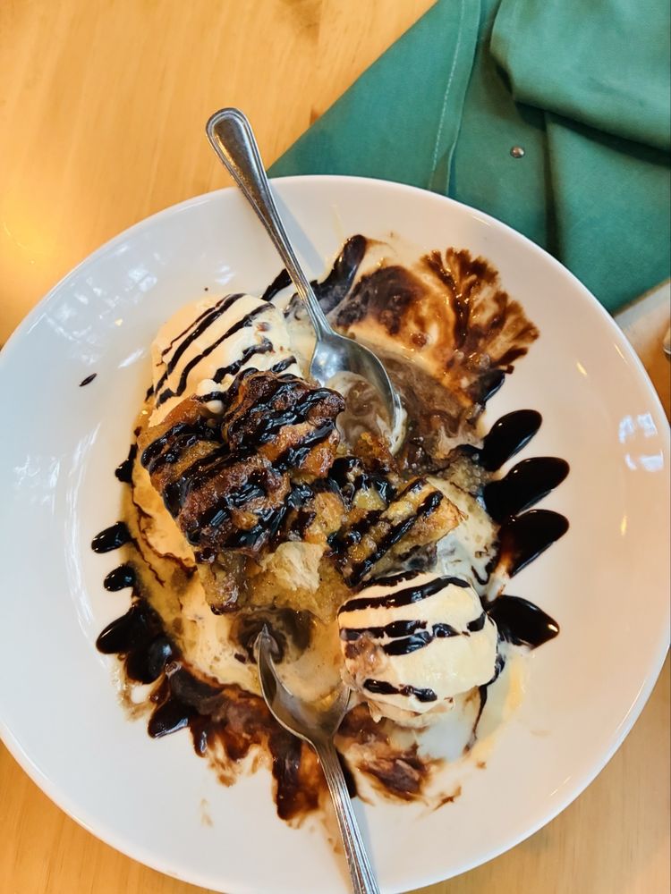 Aberdeen Restaurant & Bar Logo