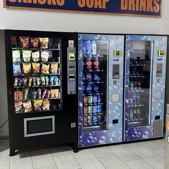 Oasis Laundry - Vending area - Laundromat Near Me - Sandy Springs, Georgia Oasis Laundry - Vending area - Laundromat Near Me - Sandy Springs, Georgia