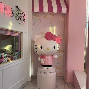 Hello Kitty Cafe - Cafes Near Me - Irvine, California Hello Kitty Cafe - Cafes Near Me - Irvine, California