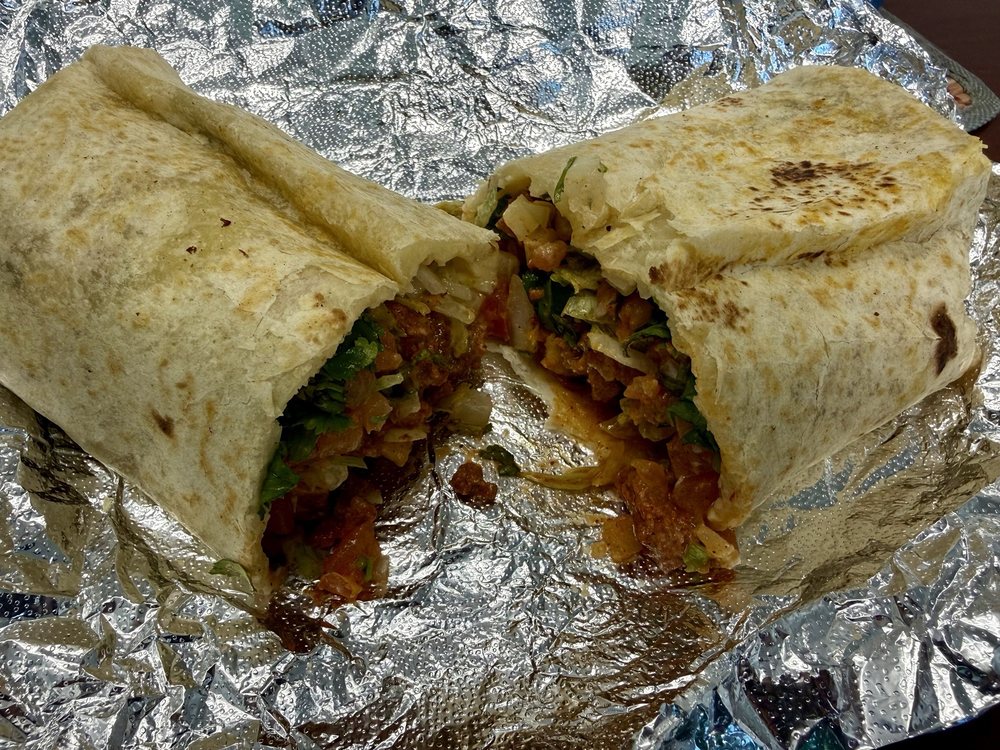 Chando's Tacos Truck