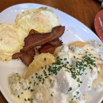 Ruby Slipper Central Business District - Biscuits & Gravy - Breakfast & Brunch Near Me - New Orleans, Louisiana Ruby Slipper Central Business District - Biscuits & Gravy - Breakfast & Brunch Near Me - New Orleans, Louisiana
