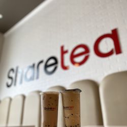 Sharetea - Inside: Hokkaido Pearl Milk Tea and Coffee Ice Blended w/ Boba