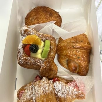 Paris Baguette - Yum! - Bakeries Near Me - Raleigh, North Carolina Paris Baguette - Yum! - Bakeries Near Me - Raleigh, North Carolina