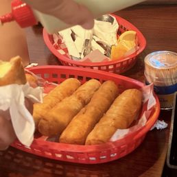 Tequeños Tequeños