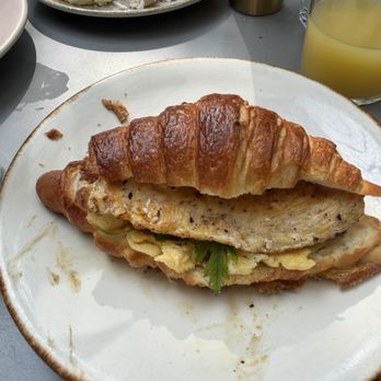 Monsieur Croque - Croissant'wich - French Near Me - México, D.F., DIF Monsieur Croque - Croissant'wich - French Near Me - México, D.F., DIF