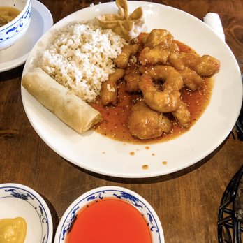 Lucky Bamboo - Sesame Chicken w/Fried Rice - Lunch Special - Chinese Near Me - Alamosa, Colorado Lucky Bamboo - Sesame Chicken w/Fried Rice - Lunch Special - Chinese Near Me - Alamosa, Colorado
