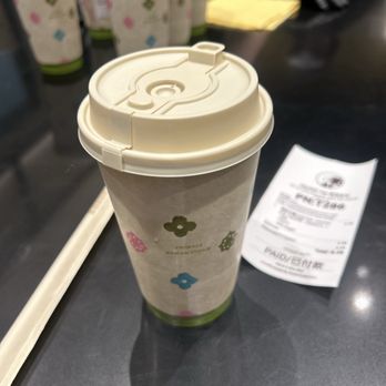 Charlie's Tea - Peach oolong tea - Bubble Tea Near Me - San Gabriel, California