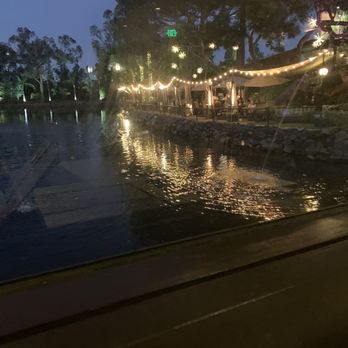 Anthony's Fish Grotto - Outside patio dinning - Seafood Near Me - La Mesa, California