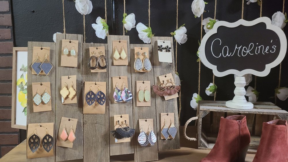 THE FARMHOUSE MARKET Updated October 2024 86 Photos 15 East Main