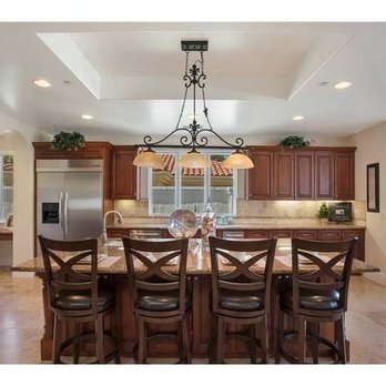 Claudia Interior Design - Kitchen before - Interior Design Near Me - Laguna Beach, California