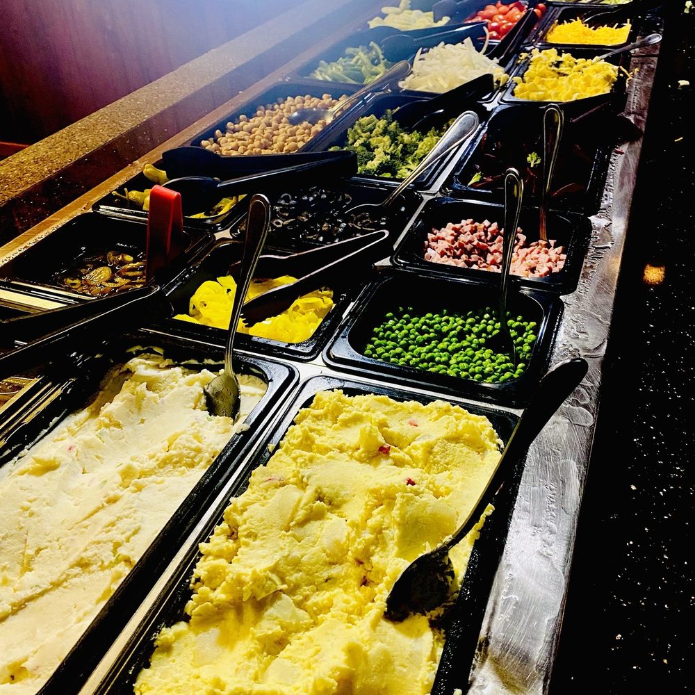 Lighthouse Restaurant - two kinds of potato salad, peas, ham, pickled jalapeños etc., - Seafood Near Me - Fanning Springs, Florida Lighthouse Restaurant - two kinds of potato salad, peas, ham, pickled jalapeños etc., - Seafood Near Me - Fanning Springs, Florida