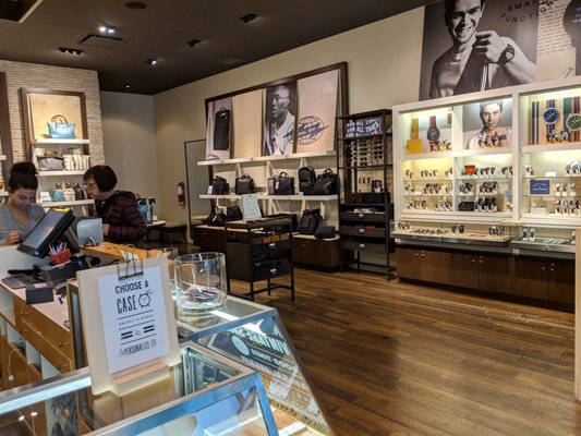 FOSSIL STORE - 29 Photos - Watches 