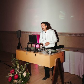 Supermoon DJs - DJs Near Me Supermoon DJs - DJs Near Me