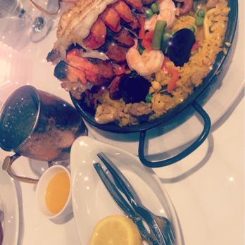 Coco Palm Restaurant - Parrillada De Mariscos - Cuban Near Me - Pomona, California