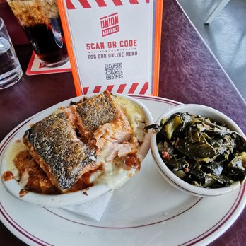 Union Assembly - Salmon & Mac /Cheese w Collard Greens. - New American Near Me - Detroit, Michigan