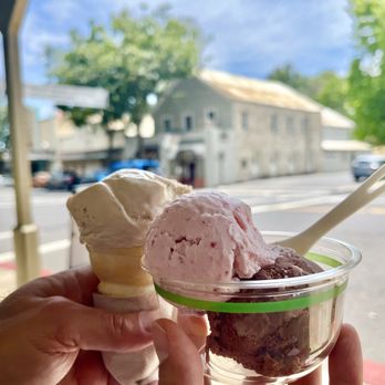 The Parlor - Single scoop w/cone, 50/50 (single scoop) in a cup - Ice Cream & Frozen Yogurt Near Me - Angels Camp, California The Parlor - Single scoop w/cone, 50/50 (single scoop) in a cup - Ice Cream & Frozen Yogurt Near Me - Angels Camp, California