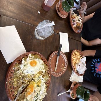 Lulaa - Green Chilaquiles, enchiladas trio, Breakfast Torta, Caf de Olla, Jamaica - Mexican Near Me - Phoenix, Arizona Lulaa - Green Chilaquiles, enchiladas trio, Breakfast Torta, Caf de Olla, Jamaica - Mexican Near Me - Phoenix, Arizona
