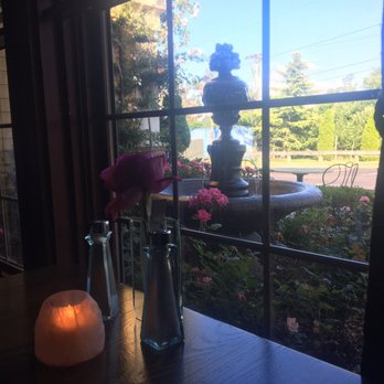 Toscana 52 - Quaint atmosphere - Italian Near Me - Feasterville, Pennsylvania
