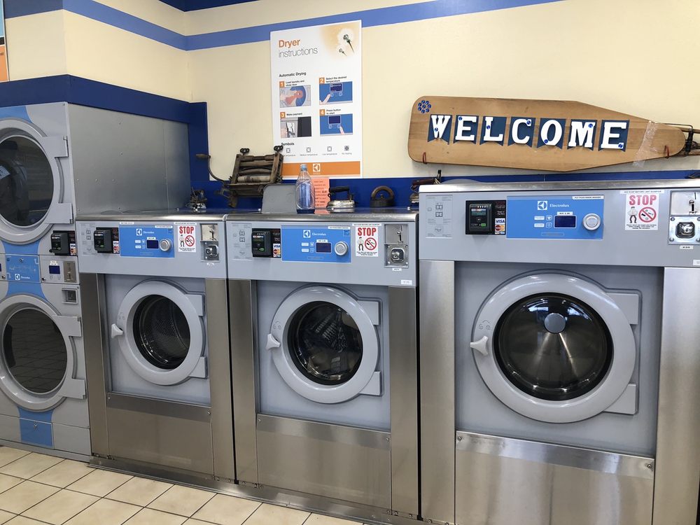 THE LAUNDRY CENTER 10 Photos & 20 Reviews 2655 Shasta Way, Klamath