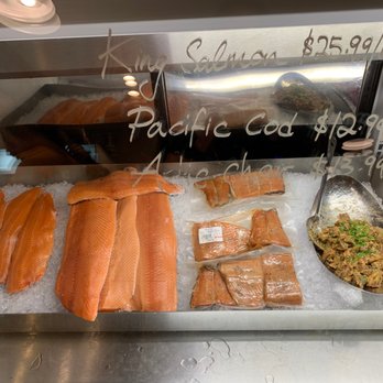 MARKET Seafood Eatery - Seafood Near Me - Edmonds, Washington