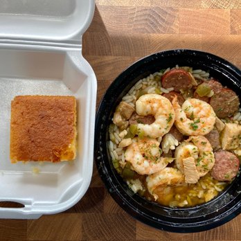 Big Daddy's BBQ and Soulfood - Big Daddy's Shrimp, Chicken & Sausage Gumbo with corn bread - Barbeque Near Me - Milwaukee, Wisconsin Big Daddy's BBQ and Soulfood - Big Daddy's Shrimp, Chicken & Sausage Gumbo with corn bread - Barbeque Near Me - Milwaukee, Wisconsin