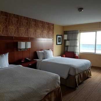 Courtyard by Marriott Austin Parmer/Tech Ridge - Spacious room. Loved it. Beds are comfortable - Hotels Near Me - Austin, Texas