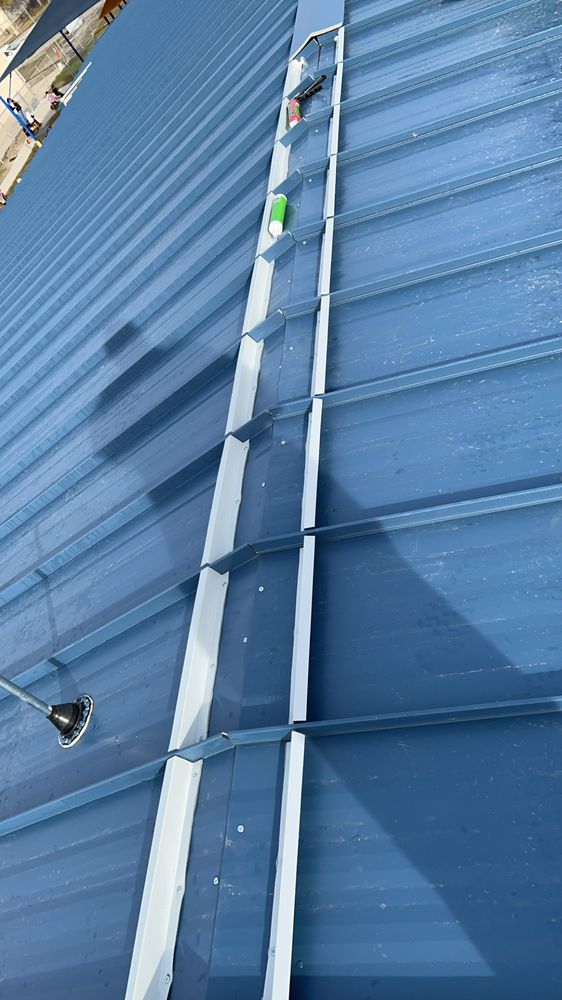 Slide of Jacobo Roofing