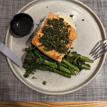 Catch 31 Fishhouse and Bar - Honey Lavender Scented Salmon - Bars Near Me - Virginia Beach, Virginia Catch 31 Fishhouse and Bar - Honey Lavender Scented Salmon - Bars Near Me - Virginia Beach, Virginia