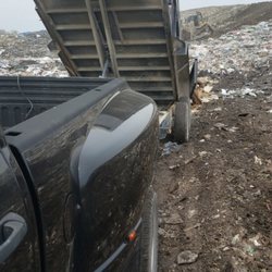 Luvas Roofing and Drywall - Dump trailer