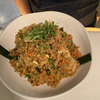 Luna Bistro Cafe - New American Near Me - Long Beach, California