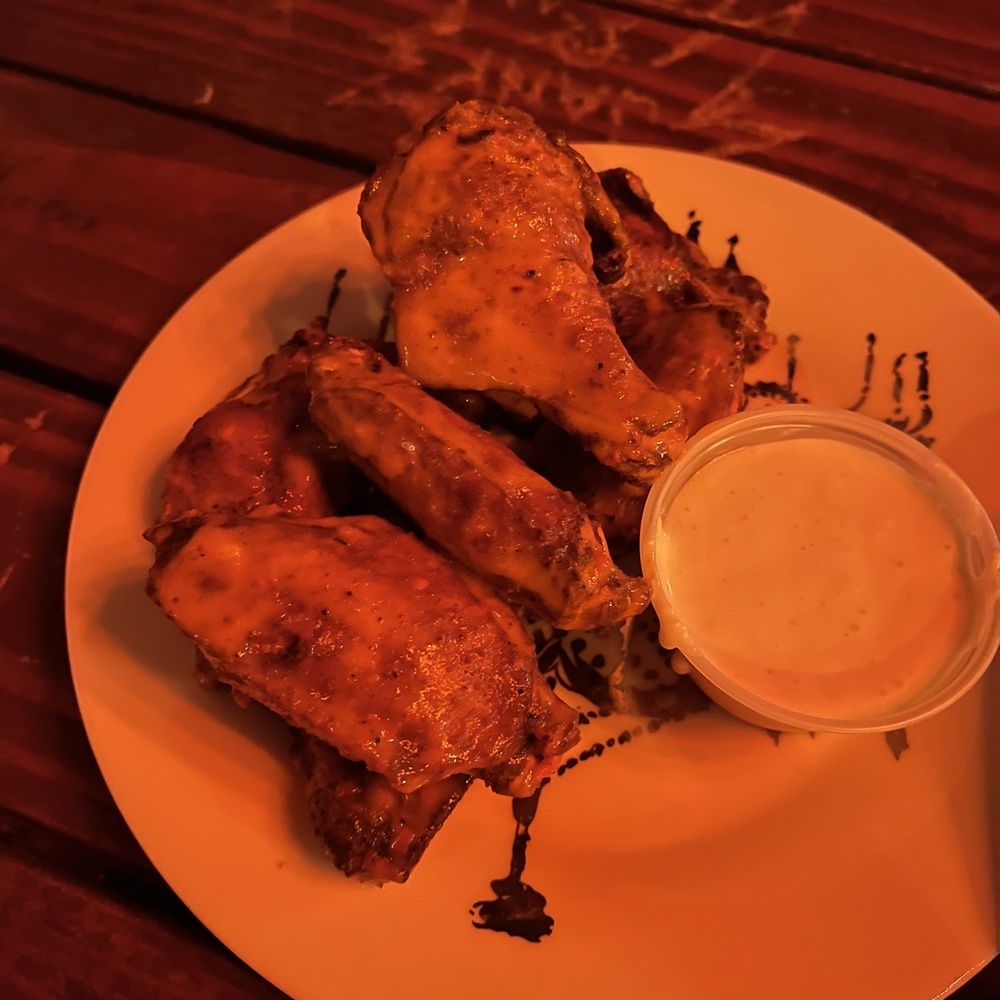 Wings (sorry for bad lighting) Wings (sorry for bad lighting)