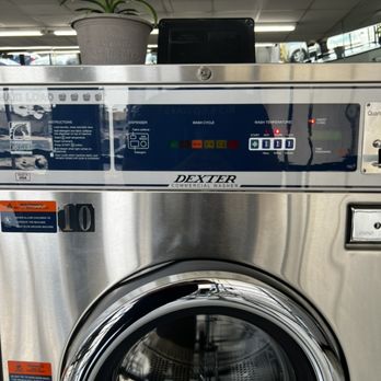 Express Laundry - 4 load machines: $6.00 - Laundromat Near Me - Los Angeles, California Express Laundry - 4 load machines: $6.00 - Laundromat Near Me - Los Angeles, California